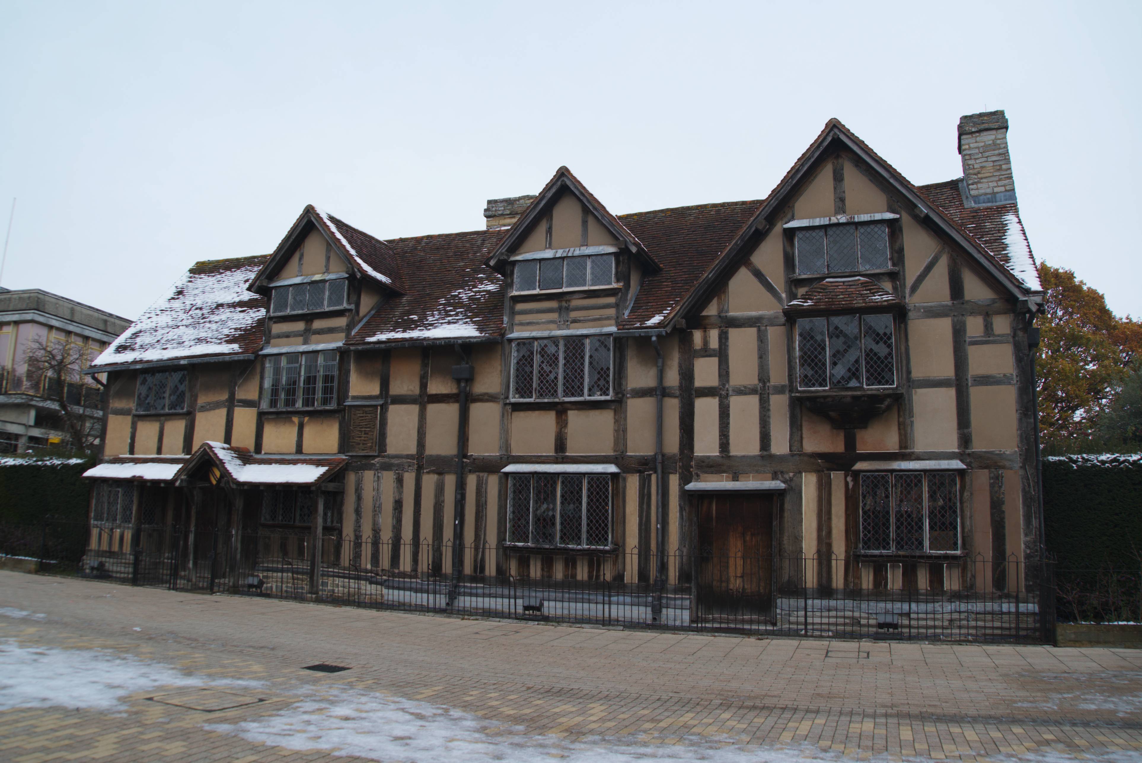 A Sojourn With Shakespeare- How to Spend a Day at Stratford-Upon-Avon